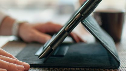 Apple iPad v pouzdře