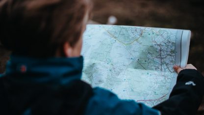 nezapomente-si-pribalit-papirovou-mapu