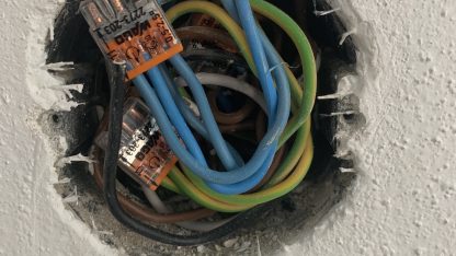 Stará elektroinstalace