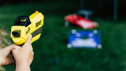 NERF zbraň Unsplash