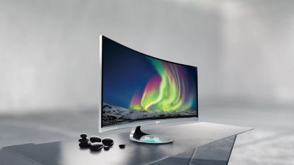 Prohnutý monitor od firmy ASUS