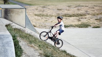 Dítě na kole