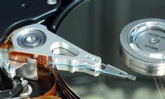 detail-pevneho-disku